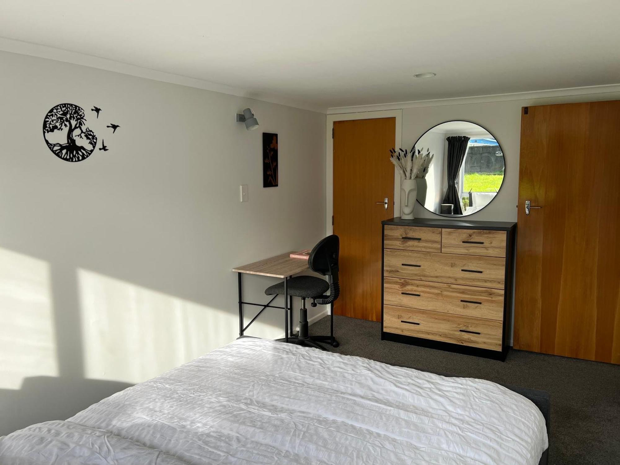 Hill View Abode Tawa Apartment Wellington Exterior photo